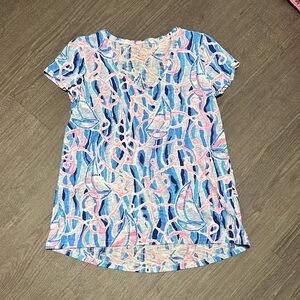 Lilly Pulitzer Blue and Pink Abstract Short Sleeve Top